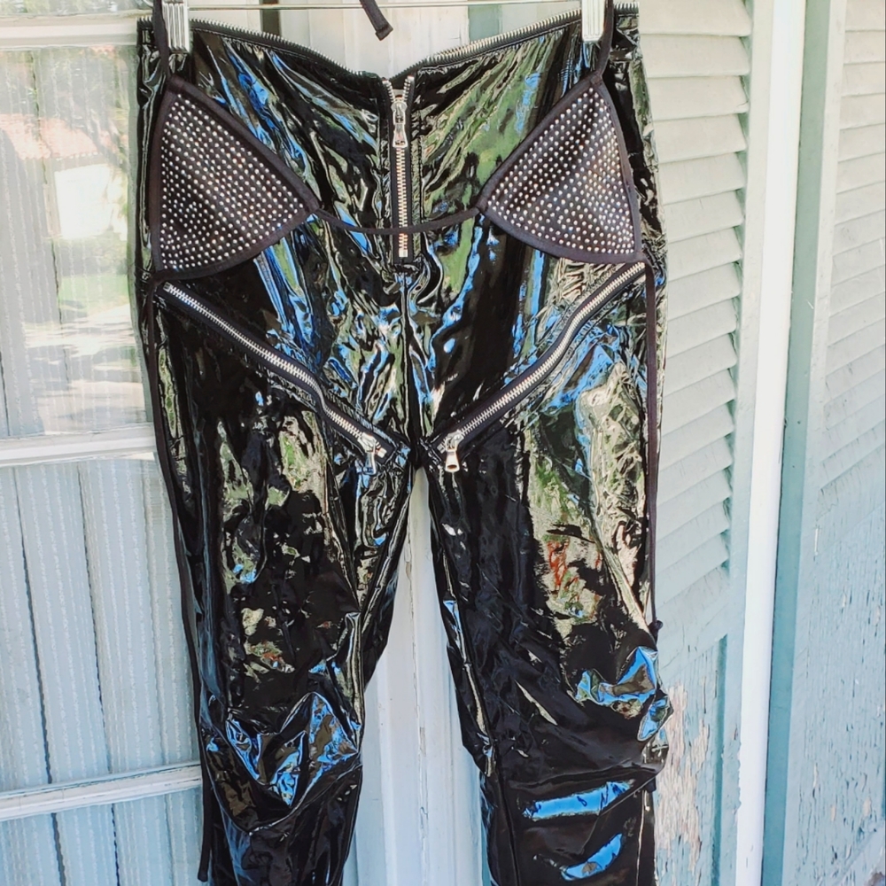 I.AM.GIA BLACK PATENT LEATHER PANTS